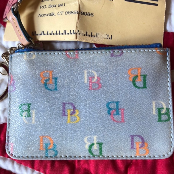 Dooney & Bourke Handbags - ❌SOLD❌ Dooney & Bourke Coin purse w/ keychain